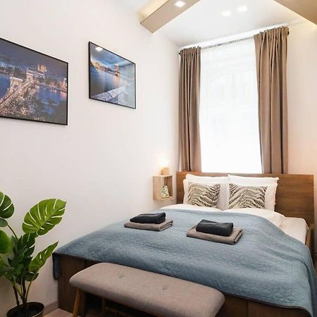 Perfect Place In The Heart Of Downtown Budapest Luaran gambar
