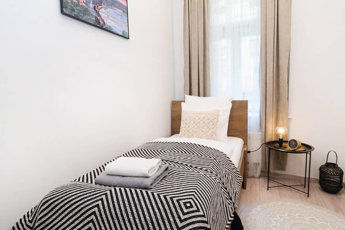 Perfect Place In The Heart Of Downtown Budapest Luaran gambar